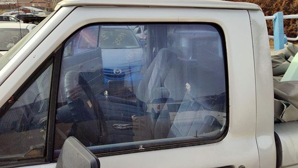 1983-1988 Ford Ranger Driver Left Front Side Window Door Glass Oem E3Tz1021410D — photo 5