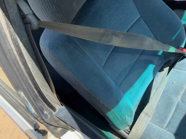 1994 Subaru Legacy Front Seat Belt RH Gray — photo 4