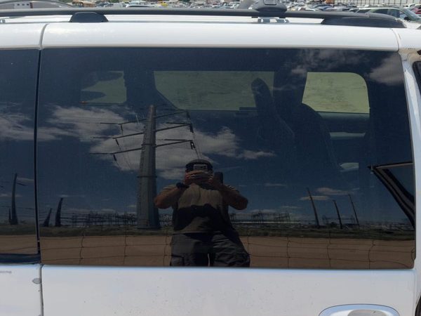 96-00 Town & Country Passenger Right Rear Side Window Door Glass Back Privacy — photo 3