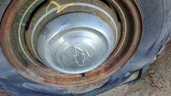 51-53 Chevy Bel Air 150 Sedan Wheel Cover Hub Cap Only Oem — photo 2