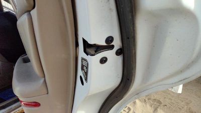 1997-2004 Buick Regal Passenger Right Rear Door Latch With Rods/Cables Oem Back