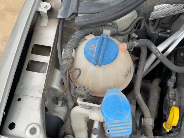 2005-2018 Vw Jetta Coolant Reservoir Radiator Overflow Tank Bottle Oem 1.8L — photo 4