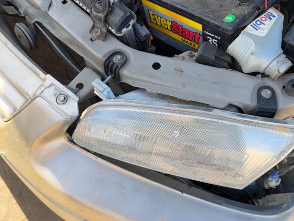 1997-2001 Toyota Camry Driver Left Head Light Front Lamp OEM 81150AA010 — photo 4