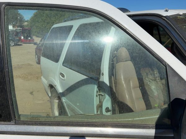 1998 Lincoln Navigator Front Door Glass/window RH — photo 1