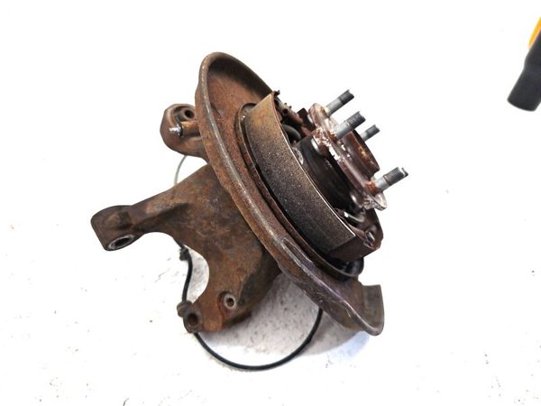 10-14 Legacy Outback Passenger Right Rear Knuckle Assembly Stub Axle With Hub — photo 2