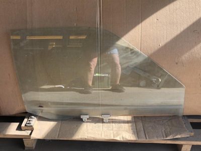 2000-2001 Nissan Xterra Driver Left Front Side Window Door Glass Oem 803019Z400