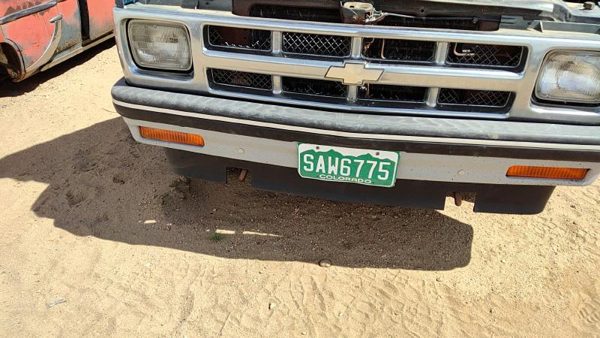 1991-1994 Chevy S10 Blazer Front Bumper Assembly Oem 15961869 — photo 4