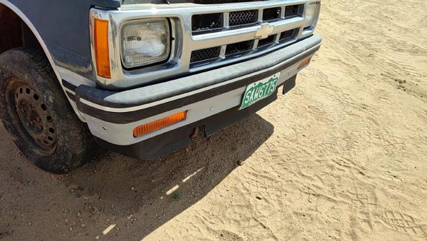 1991-1994 Chevy S10 Blazer Front Bumper Assembly Oem 15961869 — photo 6