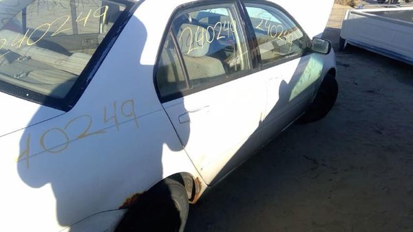 2002 Mitsubishi Lancer — vehicle photo 9