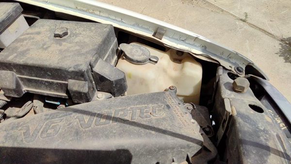 1999 Blazer S10/jimmy S15 Washer Bottle S10 — photo 4