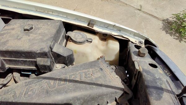 1999 Blazer S10/jimmy S15 Washer Bottle S10 — photo 5