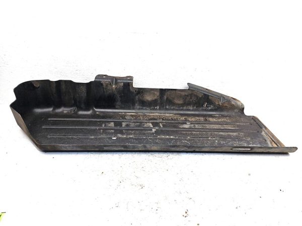 2004-2010 Chevy Silverado 2500 Fuel Tank Skid Plate Diesel 8 Foot Bed Oem — photo 1