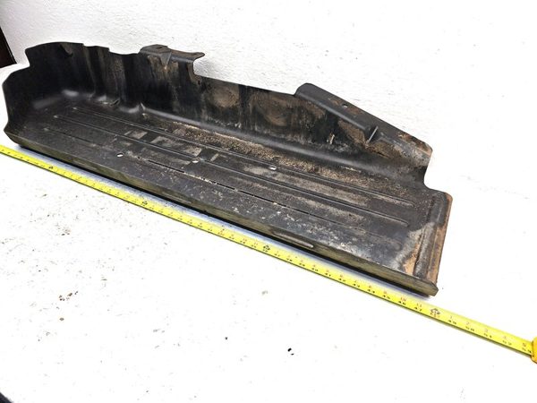 2004-2010 Chevy Silverado 2500 Fuel Tank Skid Plate Diesel 8 Foot Bed Oem — photo 3