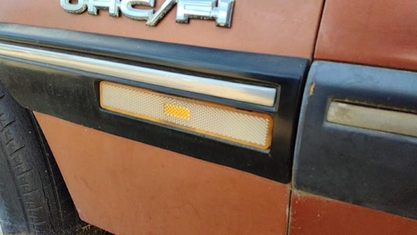 1985 Pontiac Sunbird Fog/mark/park/turn Light/lamp RH — photo 1