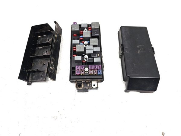 2007 Pontiac G6 Engine Fuse Box Power Distribution Panel Oem 3.5L 15858845 — photo 1