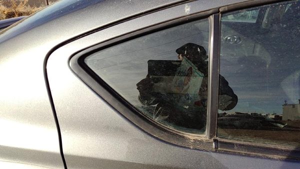 12-19 Nissan Versa Passenger Right Rear Vent Window Back Door Glass With Frame — photo 1