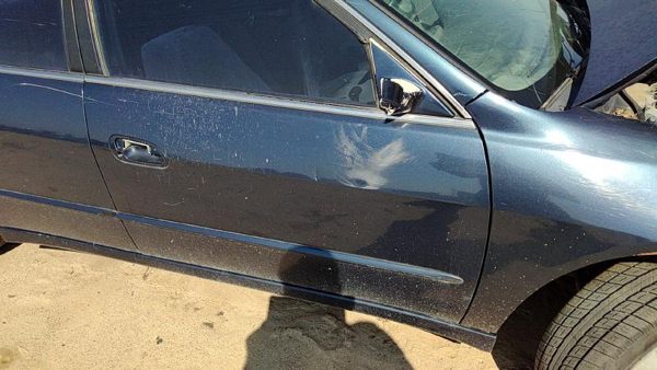 1999 Honda Accord Front Door RH Gray — photo 2