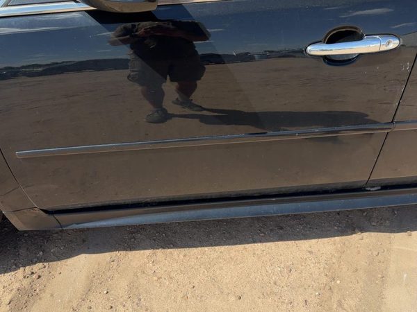2006-2013 Chevy Impala Driver Left Front Moulding From Door Oem Black 41U — photo 1