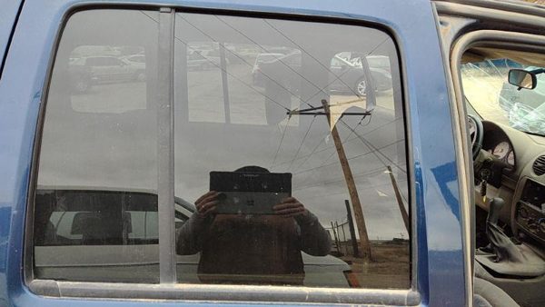 2002-2006 Jeep Liberty Passenger Right Rear Side Window Door Glass Oem Back — photo 2