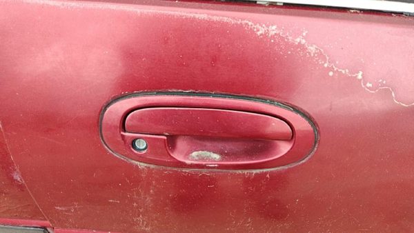 1997 Ford Escort Passenger Right Front Outside Door Handle Oem Red — photo 2