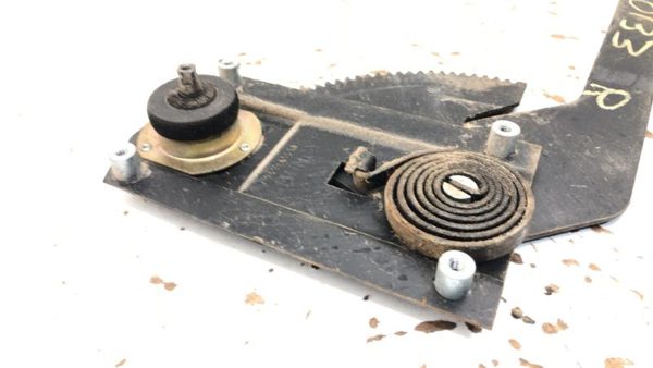 1979-1989 International Passenger Right Window Regulator S Series S1600-S2600 — photo 2