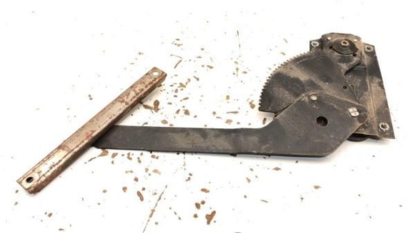 1979-1989 International Passenger Right Window Regulator S Series S1600-S2600 — photo 5