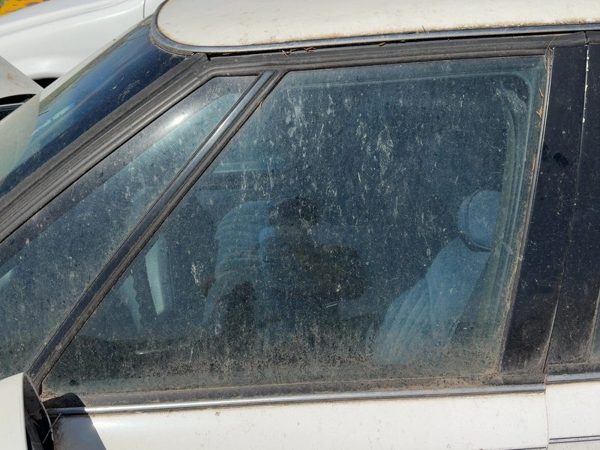1992-1999 Olds Eighty Eight Driver Left Front Side Window Door Glass Oem — photo 1