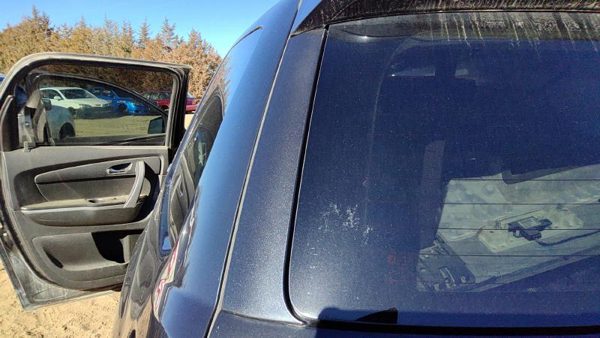 07-12 Gmc Acadia Driver Left Rear Moulding On Quarter Panel Oem 58U Carbon Black — photo 2