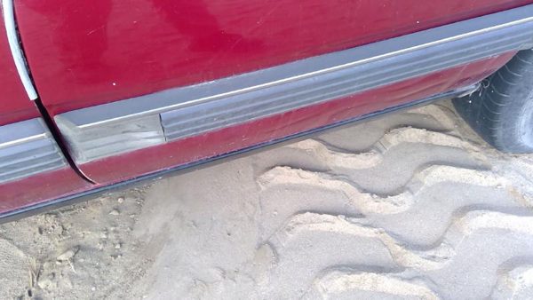 89-91 Olds Eighty Eight Driver Left Rear Moulding From Door Oem Back Trim Strip — photo 5
