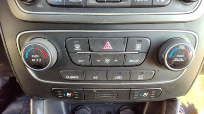 2014-2015 Kia Sorento Temperature Control Module In Dash Heater Ac Head Unit Oem
