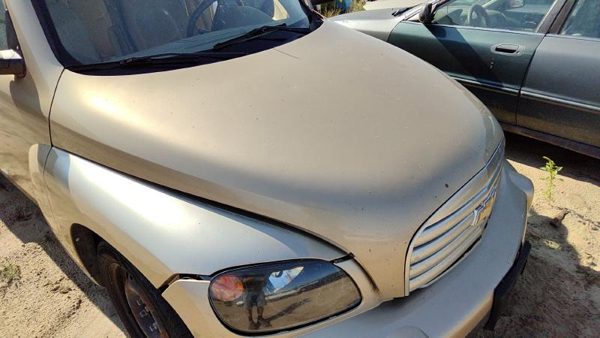 2006 Chevrolet HHR Hood Gold 15U — photo 2