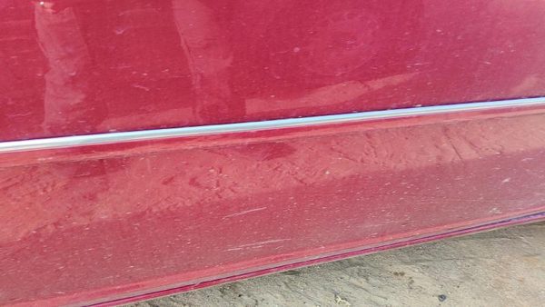 06-07 Lucerne Passenger Right Front Moulding From Door Trim Strip Crimson 86U — photo 3
