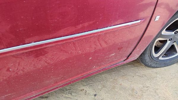 06-07 Lucerne Passenger Right Front Moulding From Door Trim Strip Crimson 86U — photo 5