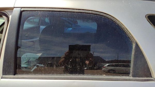 2005-2009 Chevy Equinox Driver Left Rear Side Window Door Glass Oem Back — photo 3