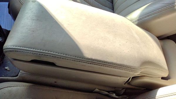 2003 Lincoln Town Car Front Seat Gray — photo 3