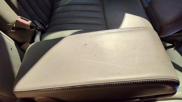 2003 Lincoln Town Car Front Seat Gray — photo 8