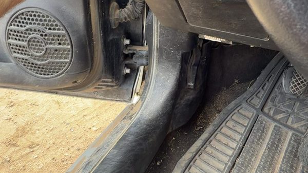 2003-2007 Saturn Ion Driver Left Lower Kick Trim Panel Oem Black 19E — photo 3