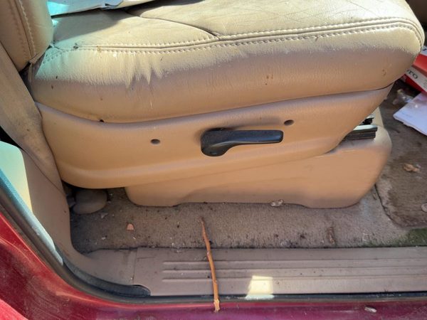 1996 Chrysler Town & Country Passenger Right Side Seat Trim Panel Oem Tan Flk5 — photo 1