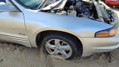 2000-2005 Pontiac Bonneville Passenger Right Front Fender Oem Silver 67U