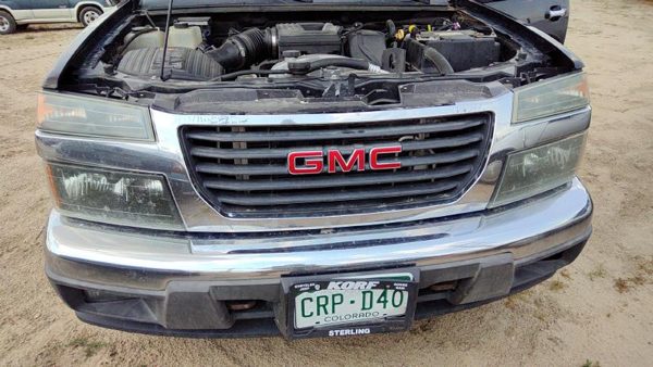 2012 GMC Canyon Grille Black 41U — photo 2