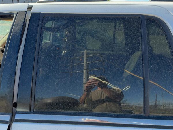 1998 Lincoln Navigator Rear Door Glass/window LH — photo 3