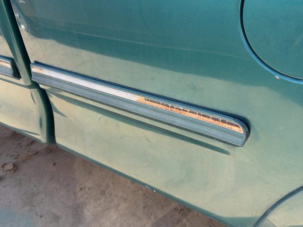 1998 Ford F150 Driver Left Rear Moulding On Quarter Panel Oem Pacific Green Ps — photo 1