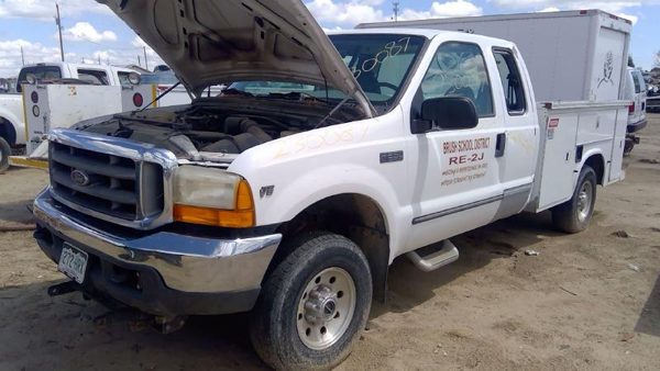 1999 Ford F250 — vehicle photo 1