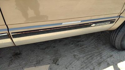 1995-2000 Silverado 2500 Passenger Right Front Moulding From Door Oem Trim Strip