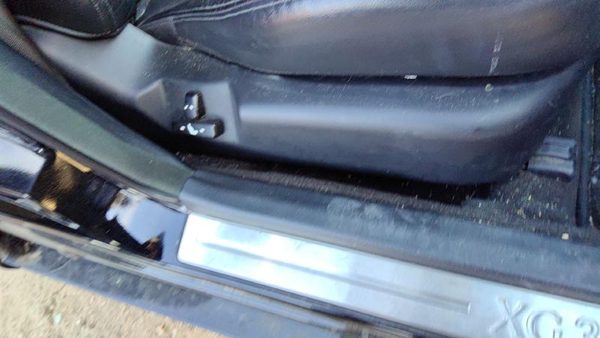 02-05 Hyundai Xg350 Passenger Right Side Power Seat Switch With Trim Panel Black — photo 4