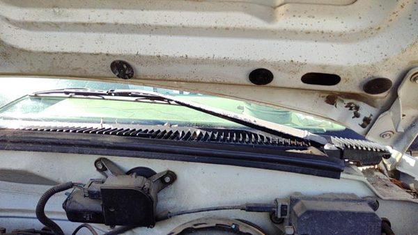 1994-1999 Chevy Silverado 1500 Driver Left Windshield Wiper Arm Oem Blade Lever — photo 1