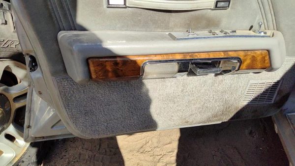83-87 Grand Marquis Driver Left Front Door Trim Panel With Master Switch Gray — photo 8