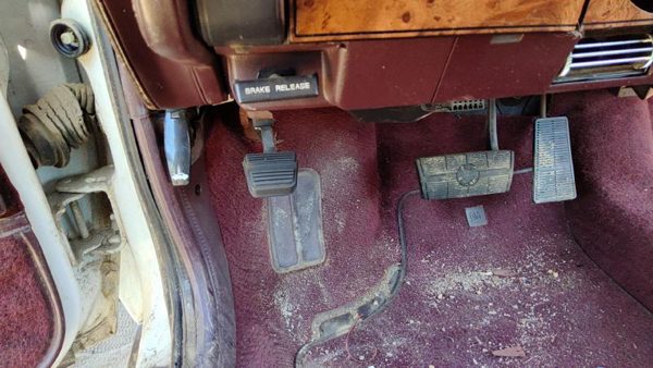 82-91 Buick Century Parking Brake Pedal Assembly Oem Complete Emergency Unit — photo 4