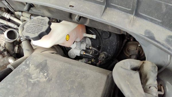 2016-2018 Hyundai Tucson Power Brake Booster With Master Cylinder Pair Set Oem — photo 2