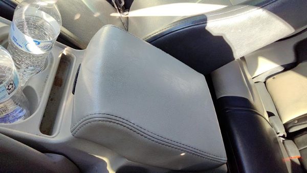 05-10 Jeep Grand Cherokee Center Console Lid Only Oem Arm Rest Fold Down Gray D1 — photo 2
